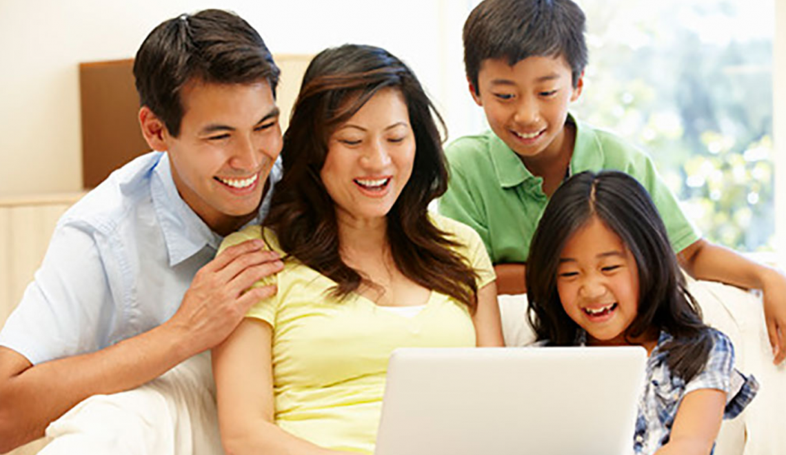 5 Ways Technology Will Shape Your Parenting In 2017 - Flying Cape Blog The Growing Demand for Tech-Integrated Parenting Products