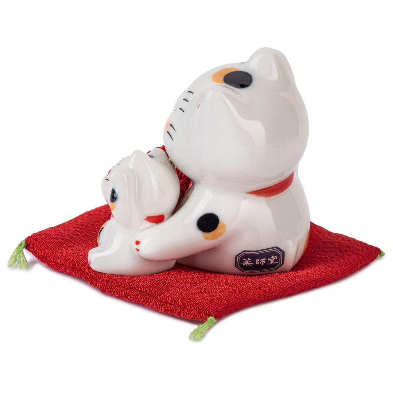 Best Friends Forever Japanese Lucky Cats – The Japanese Shop Best-Selling Software Solutions and Their Key Features